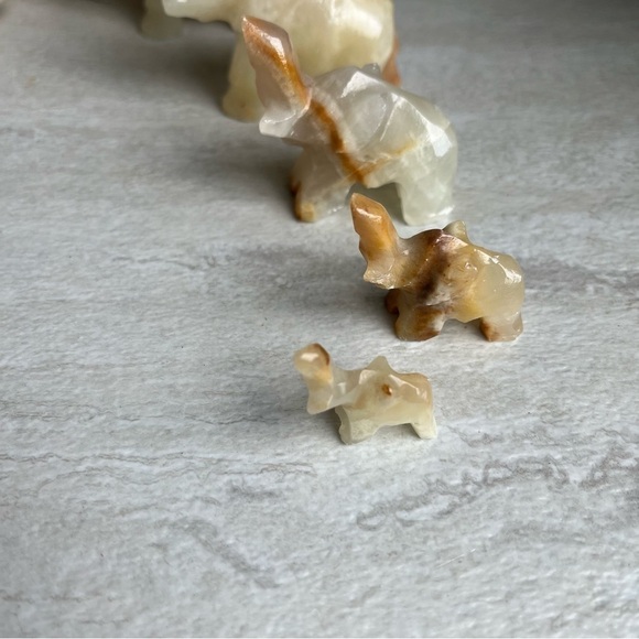 Antique vintage carved onyx elephants bundle mini small 10 pieces - Picture 5 of 11